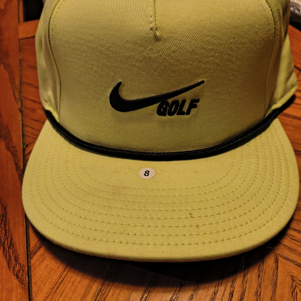 Nike Golf Cap in Yellow